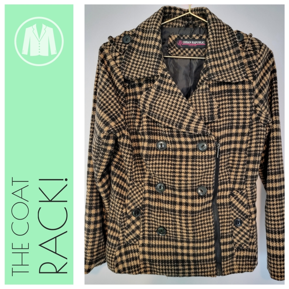Urban RepublicTan & Black Plaid Peacoat. M. GU.